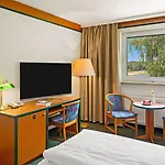 Seehotel Muehlenhaus 3* Chorin