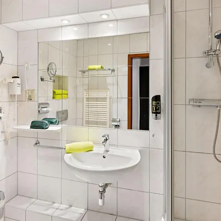 Seehotel Muehlenhaus 호텔 코린