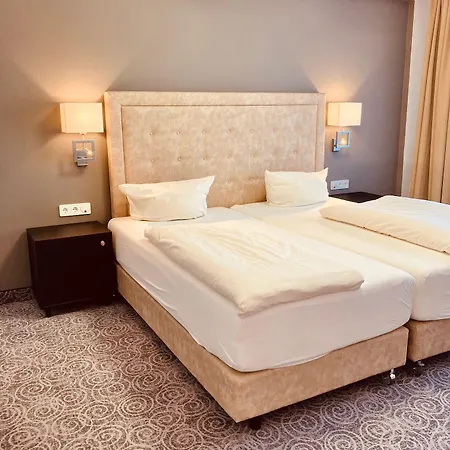 Seehotel Muehlenhaus 3* Chorin